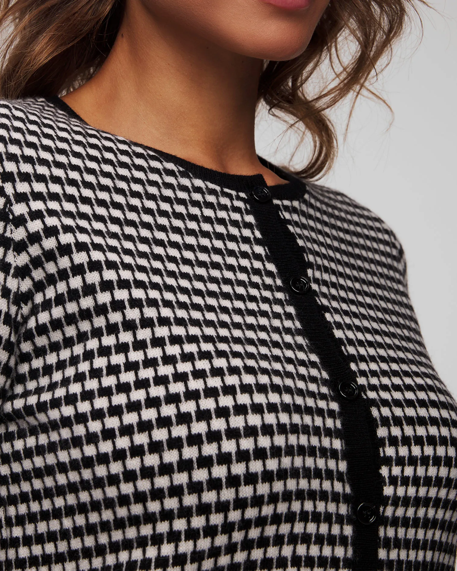 Maglione in lana a pied-de-poule da donna Allude 17021-90-41